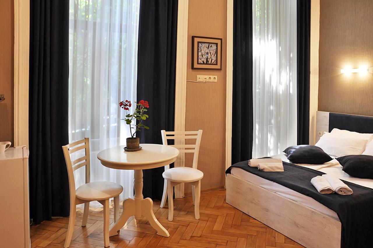 Hb Apartments Mari Brose Tbilisi Luaran gambar